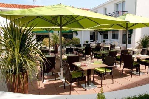 Le Robinson Hotel Saint-Jean-de-Monts Exterior photo